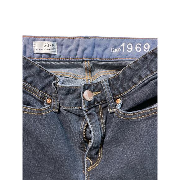 Gap Women’s 1969 Skinny Jeans Size 6 28 Blue Denim Dark Wash Stretch - Picture 3 of 3